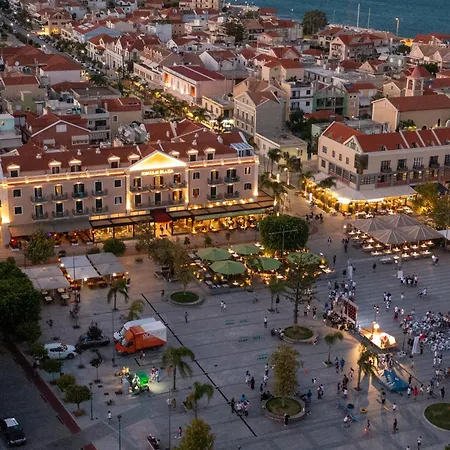 Διαμέρισμα Menelino, Next To Local Bus And Airport Station